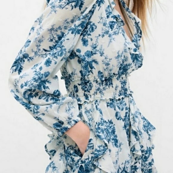 Gap x LoveShackFancy Blue Floral Ruffle Mini Dress Size Medium - Picture 2 of 7